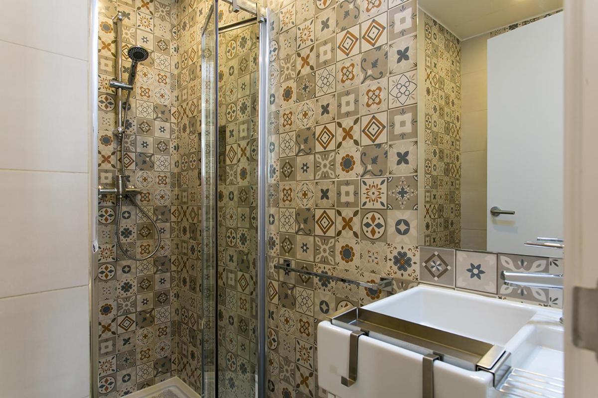 Suites Amalia Guesthouse Near Rossio Square Lizbona Zewnętrze zdjęcie