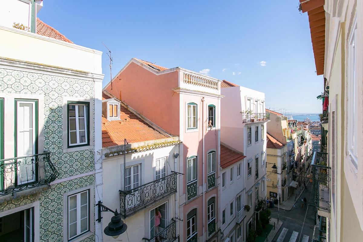 Suites Amalia Guesthouse Near Rossio Square Lizbona Zewnętrze zdjęcie