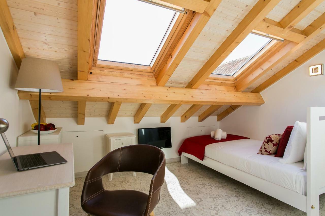 Suites Amalia Guesthouse Near Rossio Square Lizbona Zewnętrze zdjęcie