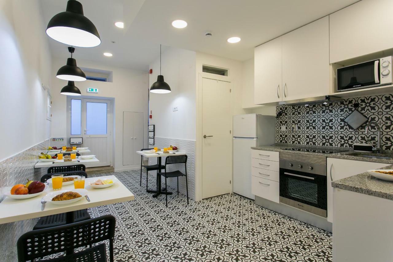 Suites Amalia Guesthouse Near Rossio Square Lizbona Zewnętrze zdjęcie